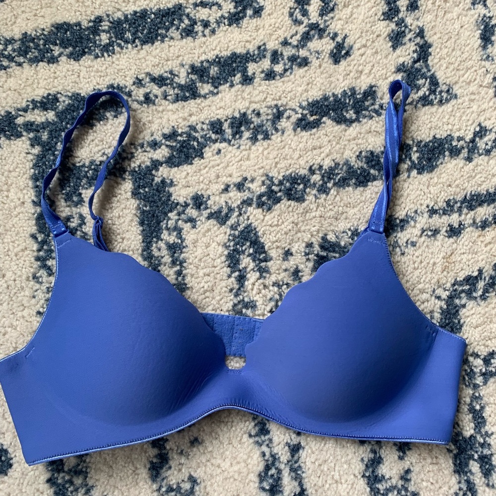 B.Tempt’d by Wacoal Bra - Size 32B